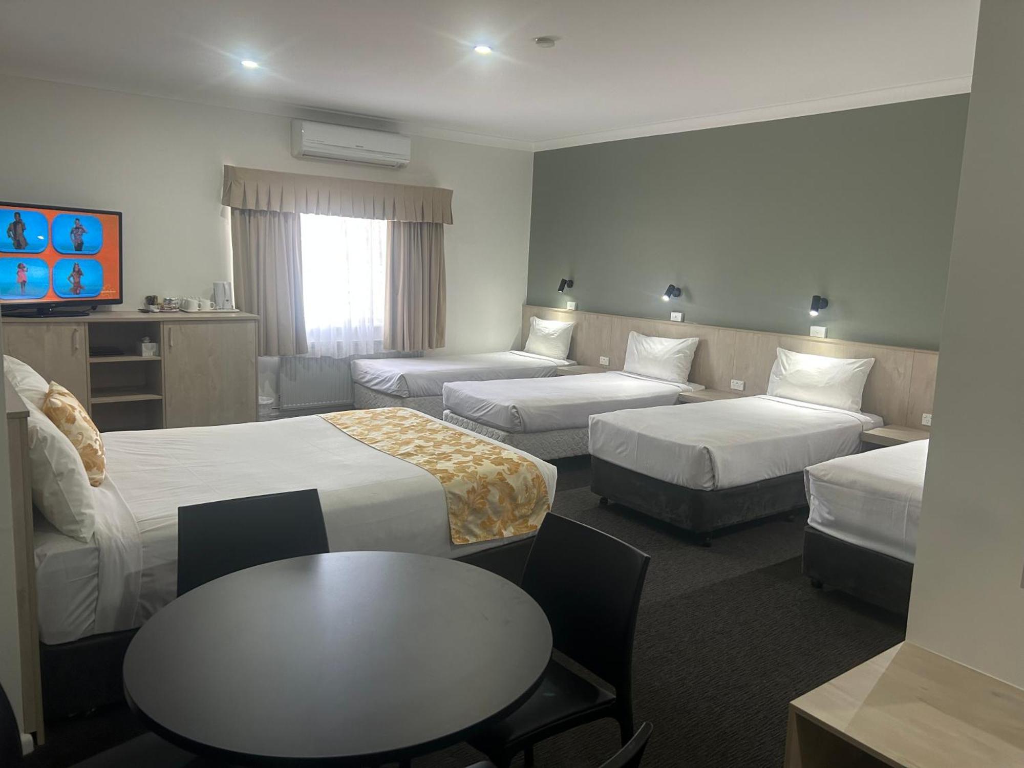 Country Lodge Motor Inn Bathurst Buitenkant foto