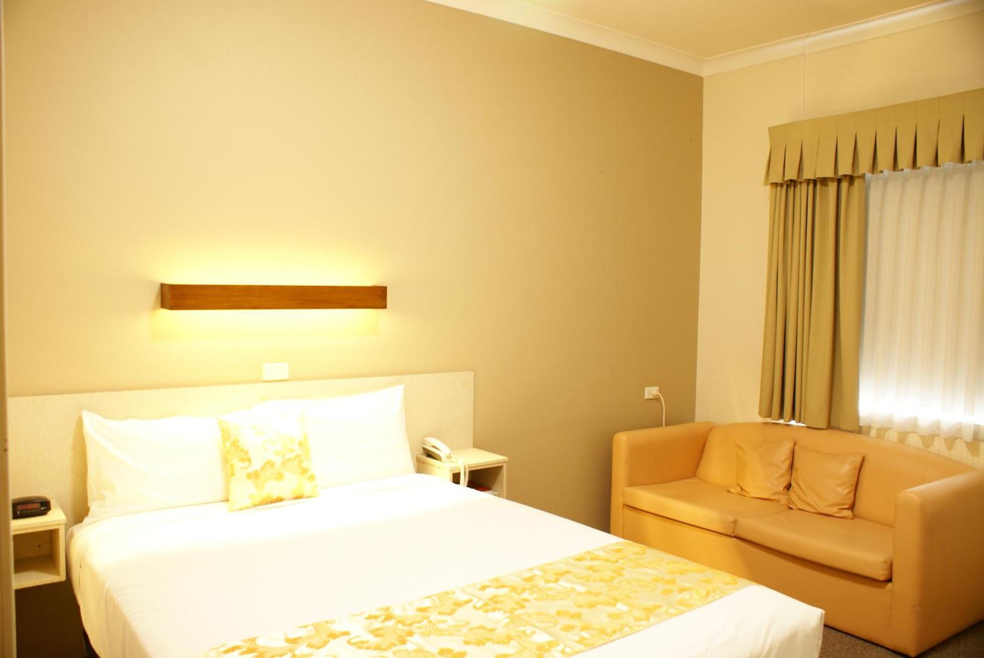 Country Lodge Motor Inn Bathurst Buitenkant foto