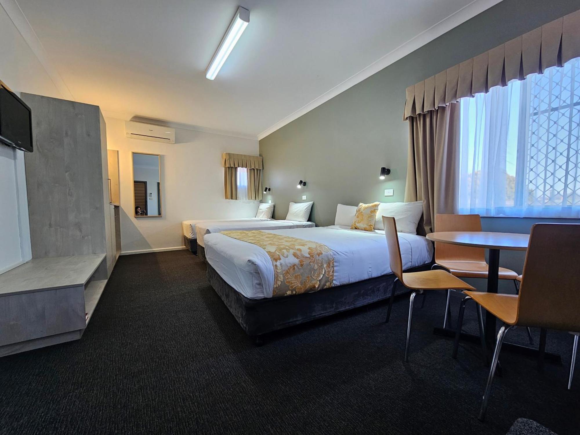 Country Lodge Motor Inn Bathurst Buitenkant foto