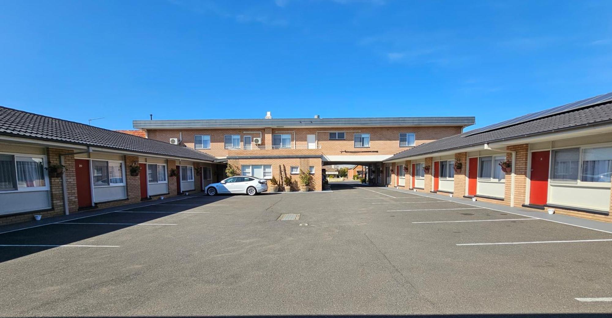 Country Lodge Motor Inn Bathurst Buitenkant foto