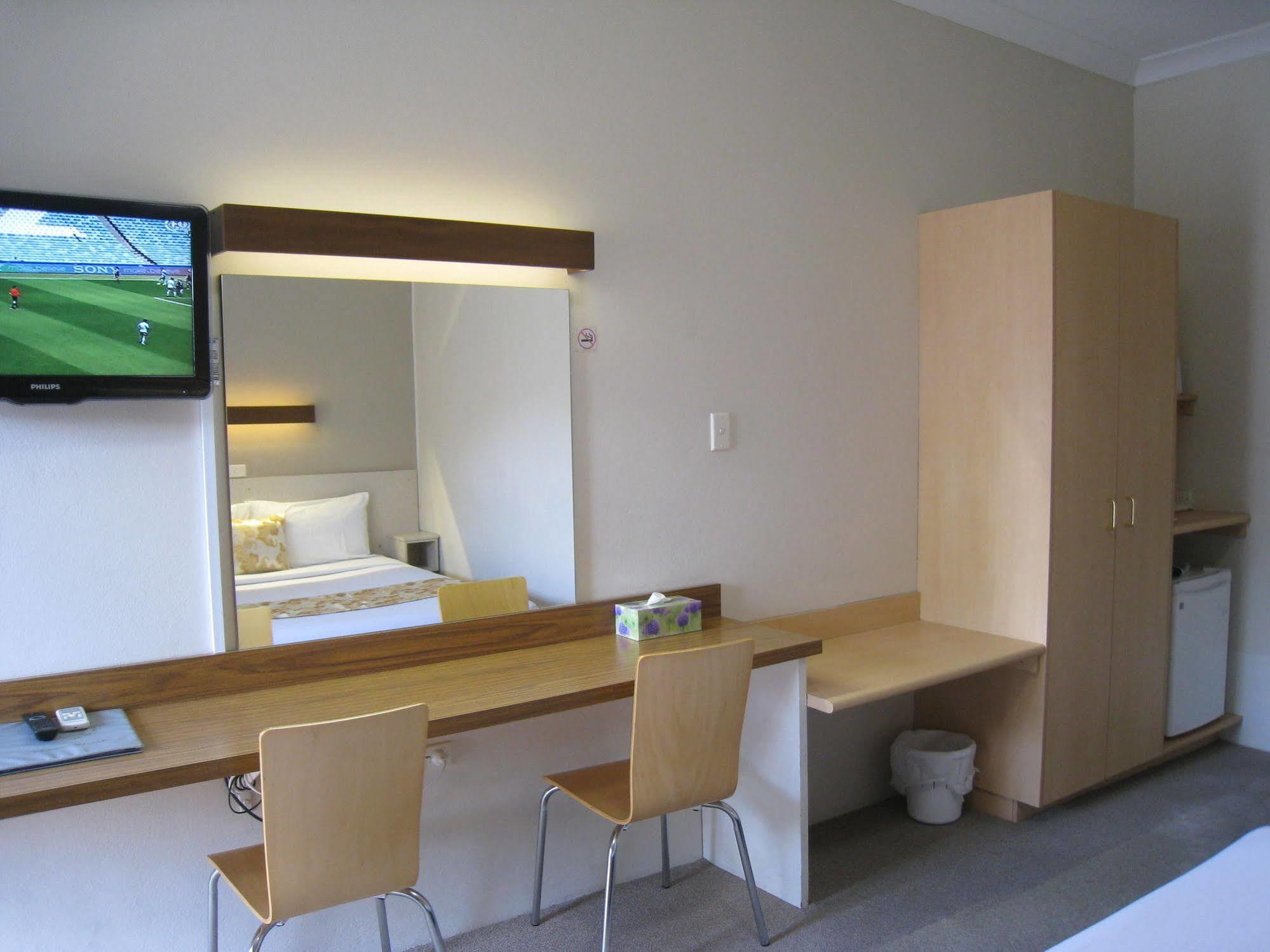 Country Lodge Motor Inn Bathurst Buitenkant foto