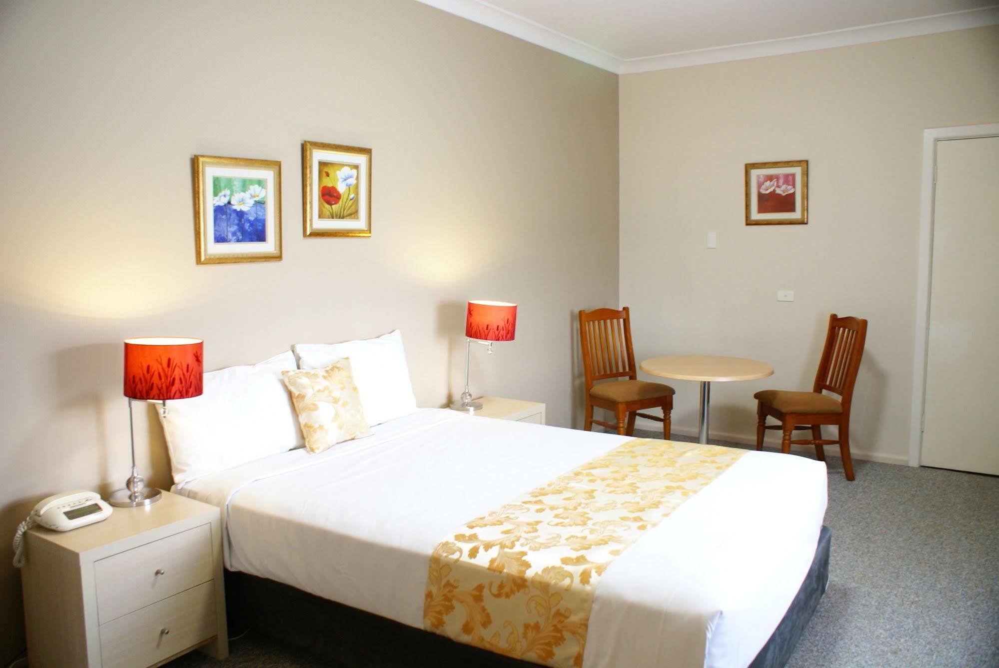Country Lodge Motor Inn Bathurst Buitenkant foto
